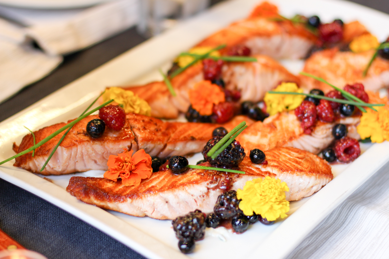 Lunch with Siggi Lake Shore Lady