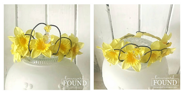 DIY,jewelry,junking,junk makeover,original designs,Mother's Day,re-purposing,seashells,trash to treasure,up-cycling,vintage,spring,flowers,daffodils,daffodil crown,crowns,tiaras,Junk Queen crowns,spring decor,spring gifts,birthday crown, spring crown.