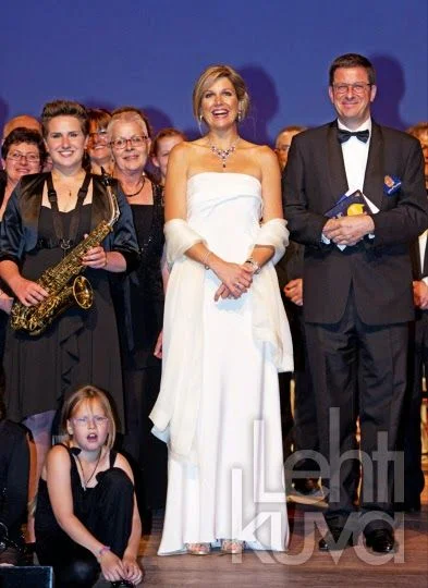 Queen Máxima attended a jubilee gala concert of the "Royal Sophia's Association" at the Efteling Theatre in Kaatsheuvel. Royal Sophia's Vereeniging