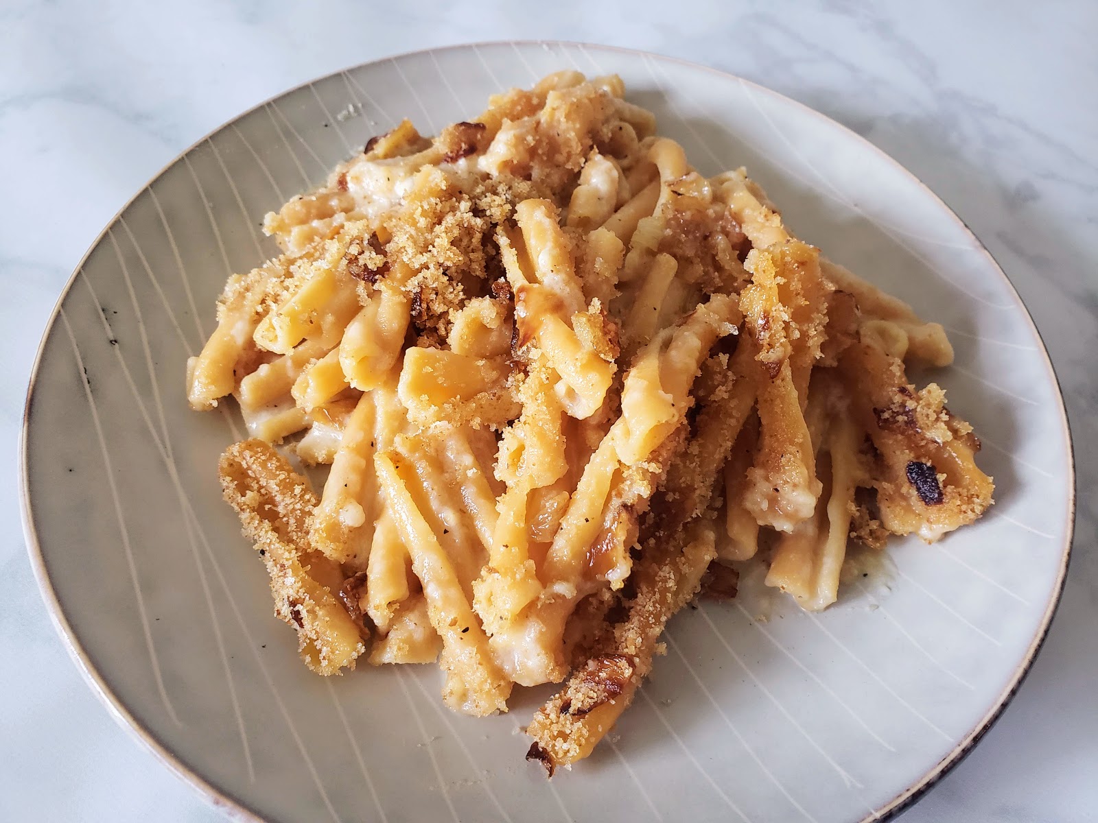 Caramelized Onion Mac + Cheese