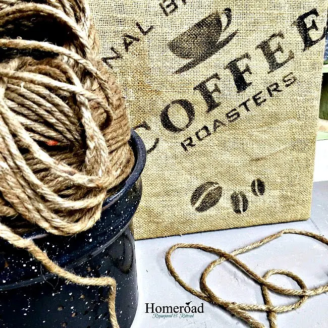 DIY Stenciled Burlap Memo Board