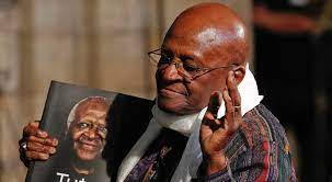 a homenagem possível a Desmond Tutu