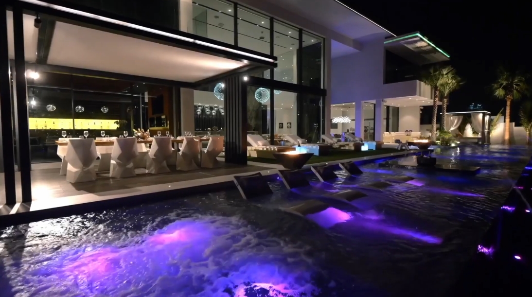 92 Interior Design Photos vs. ONE100, Palm Jumeirah Dubai Luxury Beach Mansion Tour