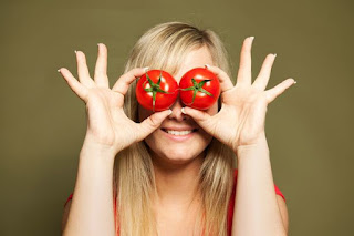 kandungan lycopene dalam tomat bermanfaat untuk kesehatan kulit