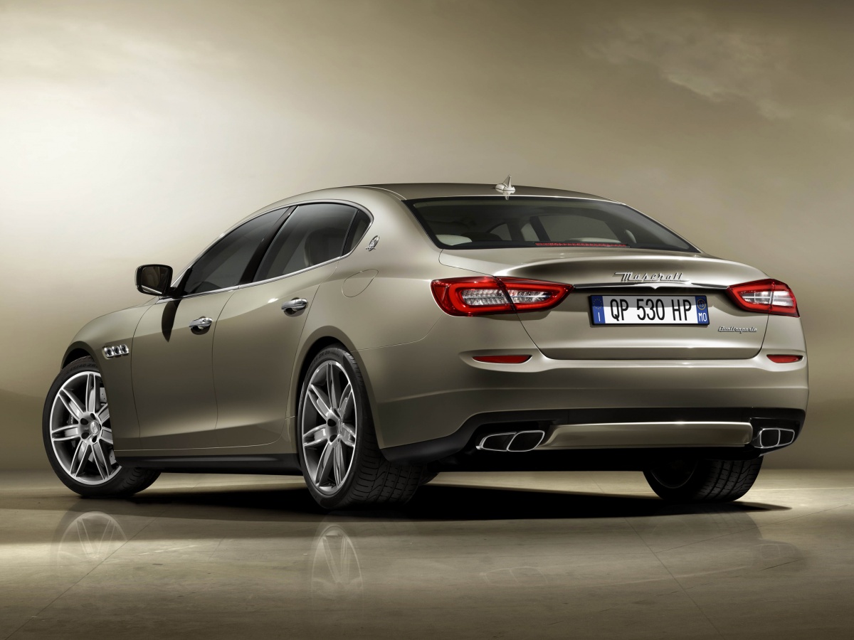 Automobiles : tout savoir sur les marques: Maserati Quattroporte
