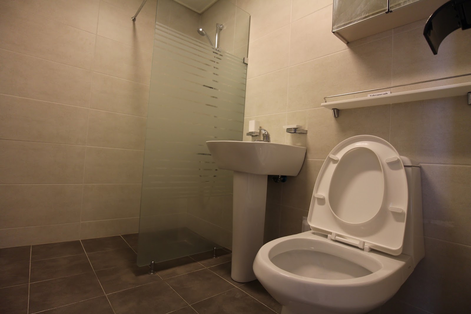 Emerald Forest Apartment Osan AB Housing