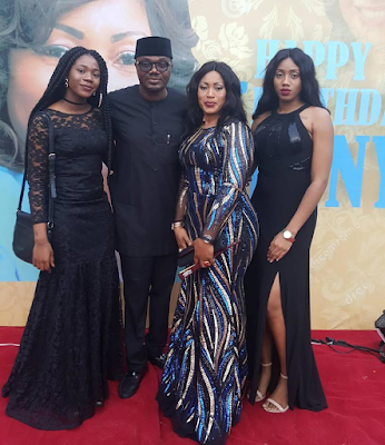 1a1 Photo: DJ Jimmy Jatt and his daughters celebrate his wife's 50th birthday