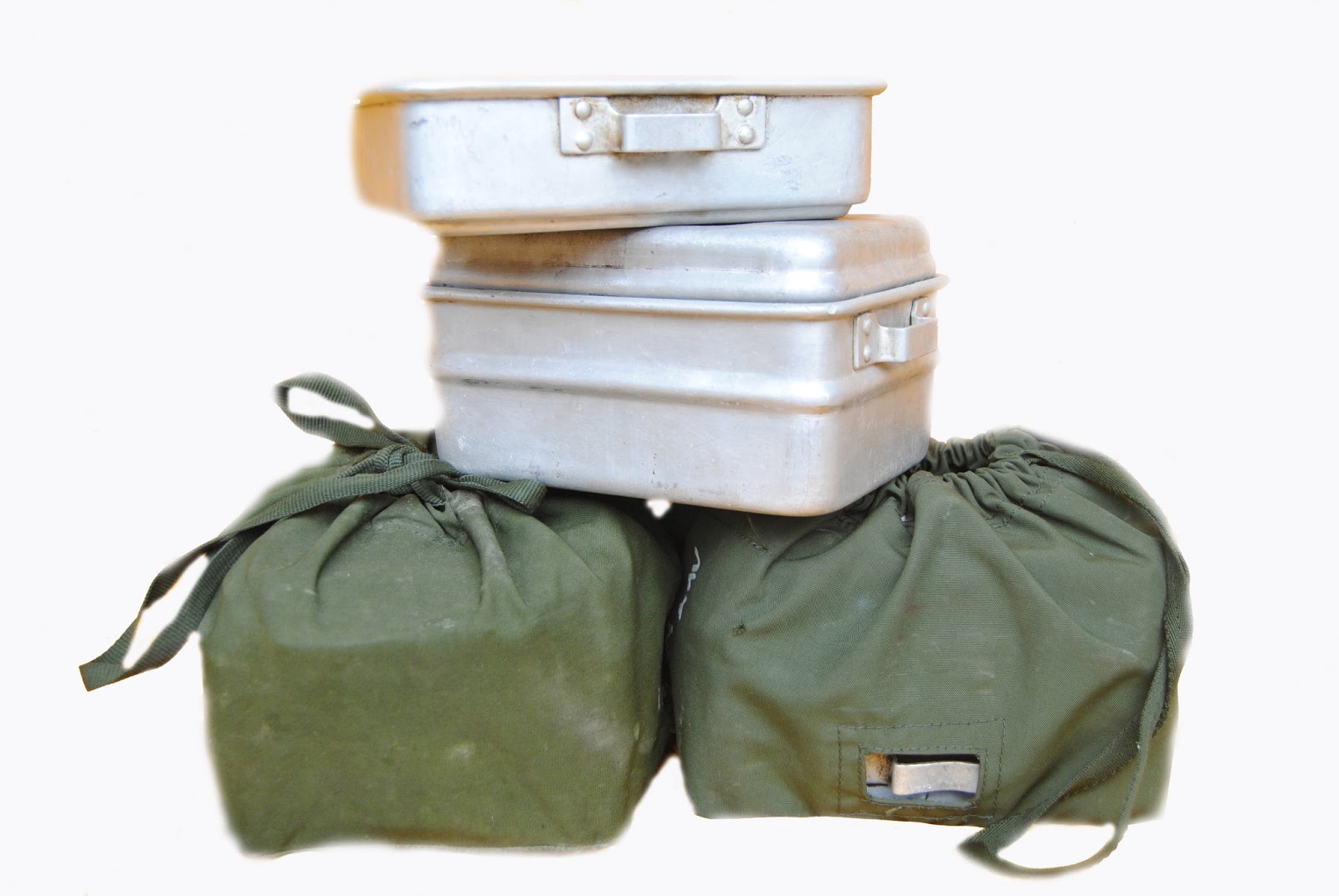 Gambar Peralatan Koleksi Persewaan Peralatan Camping dan Hiking