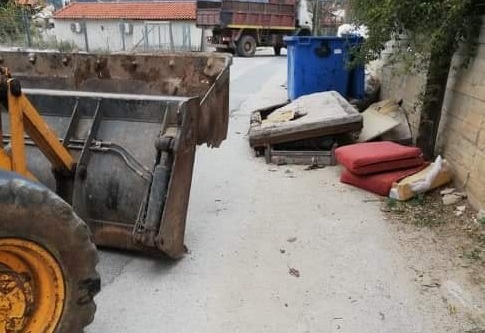 Στα Λευκάκια συνεργεία του Δήμου Ναυπλιέων για ογκώδη απορρίμματα και ηλεκτροφωτισμό