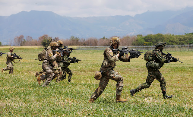 entrenamiento militar entrenamiento prepper