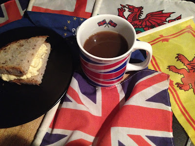 BREXIT Are U In or Out? - Reflexión sobre el BREXIT de "el troblogdita" - ÁlvaroGP - Pañoleta - Scouts - Unión Europea - Kimball 110 - Sandwich de huevo cocido y Salad Cream BREXIT Are U In or Out? - Reflexión sobre el BREXIT de "el troblogdita" - ÁlvaroGP - Pañoleta - Scouts - Unión Europea - Kimball 110 - Sandwich de huevo cocido y Salad Cream