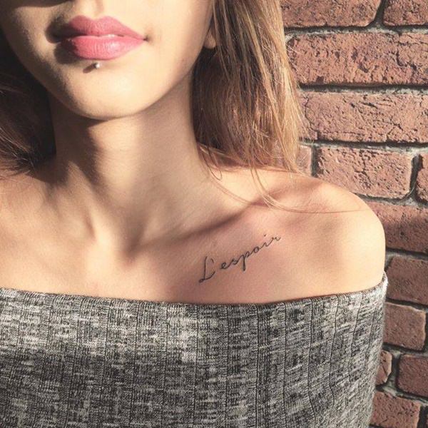 Tatuagens femininas na clavícula Tatuagens femininas na clavícula