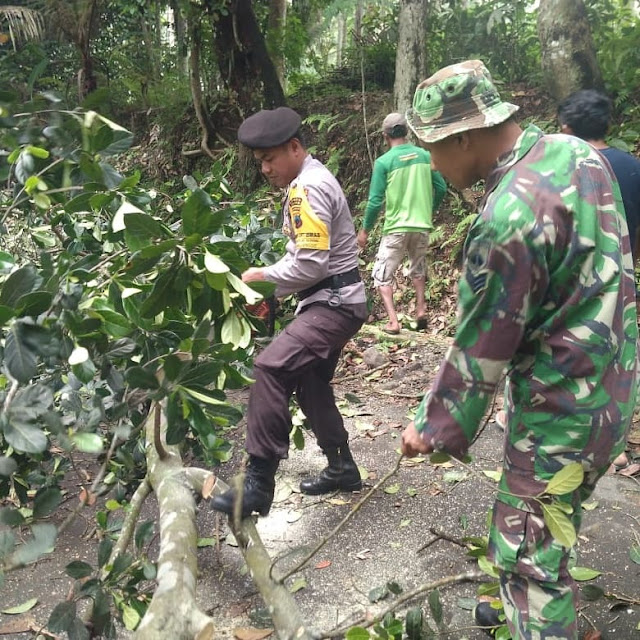 TNI-Polri Bersinergi Dengan Masyarakat