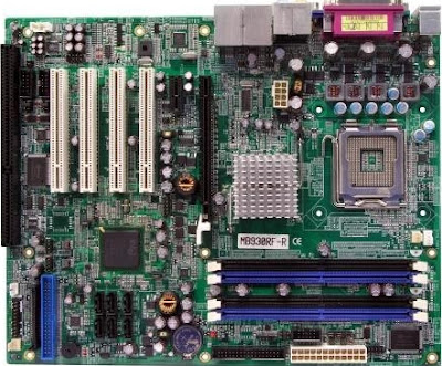 Enggematerial: Observe the different types of motherboards, form factors.