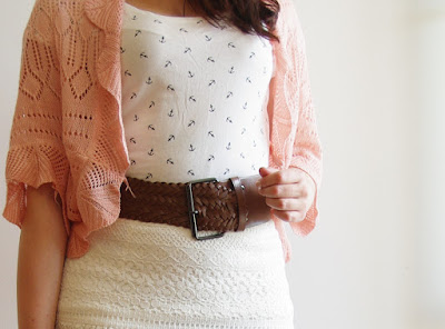 Oh my Anchor! - Lace Skirt, Anchor-Shirt & Crochet Cardigan