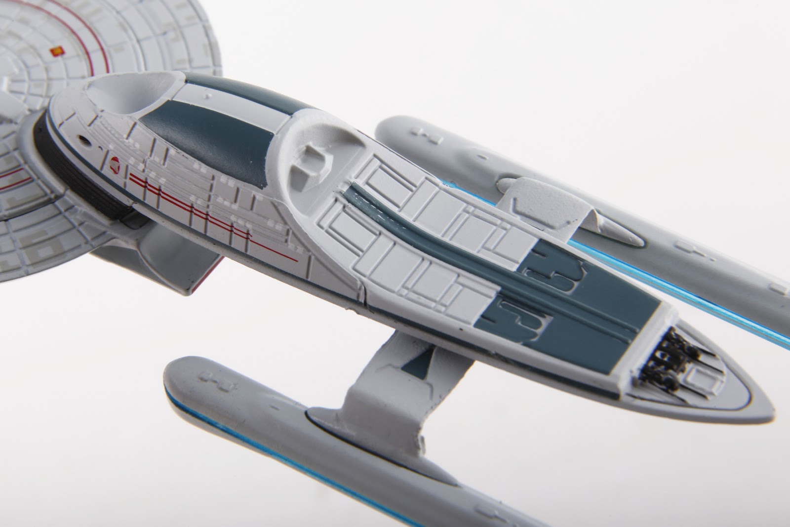 The Trek Collective Review The Official Starships Collection 8 Uss