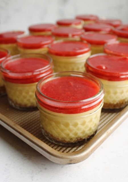 Mini sweetened condensed milk cheesecakes have all of the rich creamy goodness of our favorite baked cheesecake made quick and easy in individual sized jars. Mini sweetened condensed milk cheesecakes have all of the rich creamy goodness of our favorite baked cheesecake made quick and easy in individual sized jars.