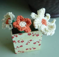 PATRON GRATIS FLORES AMIGURUMI 477