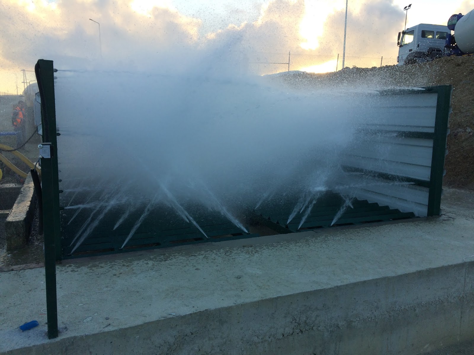 Hafriyat Araclari Teker Ve Damper Yikama Makinesi