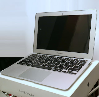 MacBook Air Core i5 (11-inch, Early 2015) Fullset