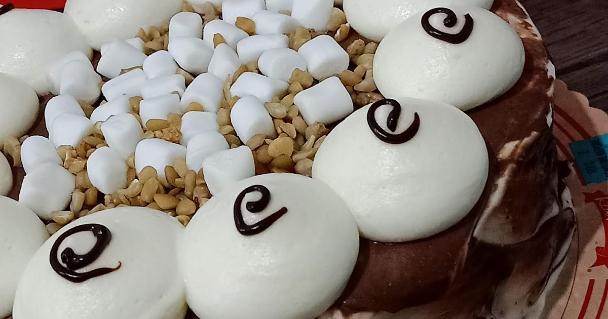 Shopgirl Jen INDULGE WITH RED RIBBON'S CHOCOLATE CAKE CREATIONS