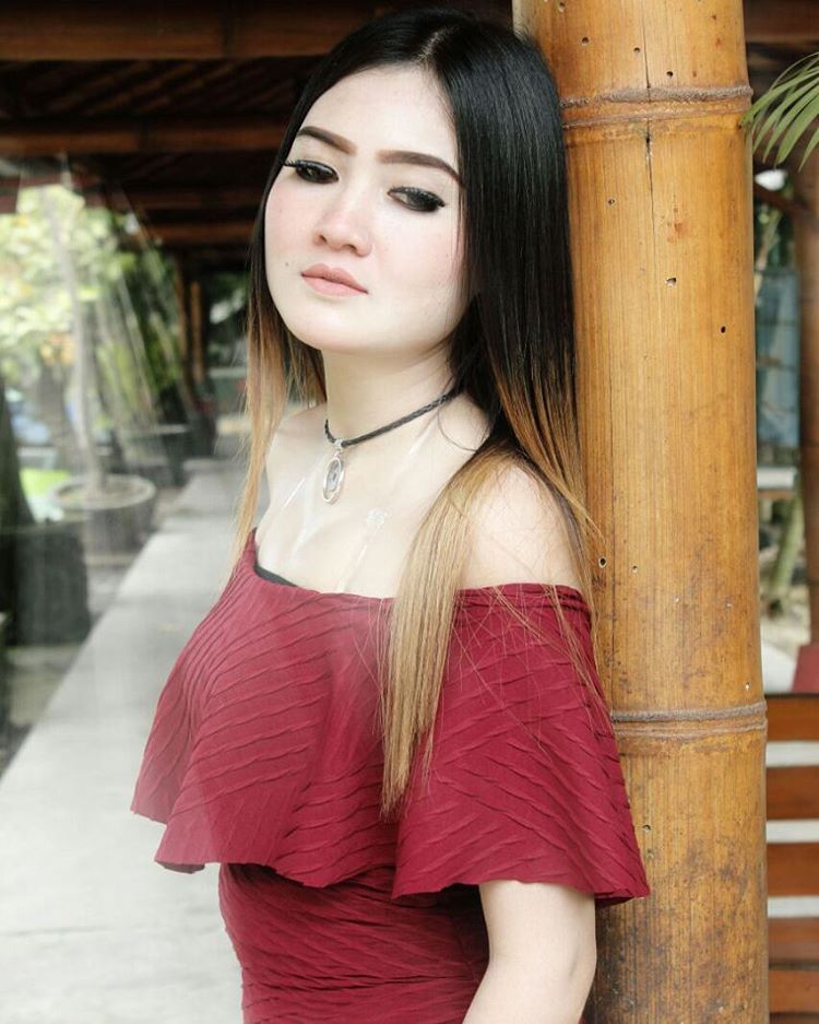 Download Lagu Nella Kharisma Mp3 Album Tembang Kenangan | Kumpulan Lagu