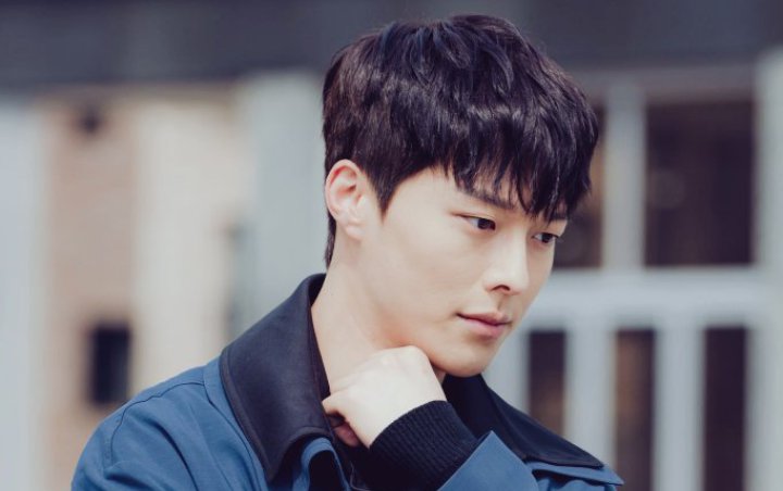 Jang Ki Yong S Post Playing With A Pet Dog In Kill It Makes It Runny Korean Celeb Gossip