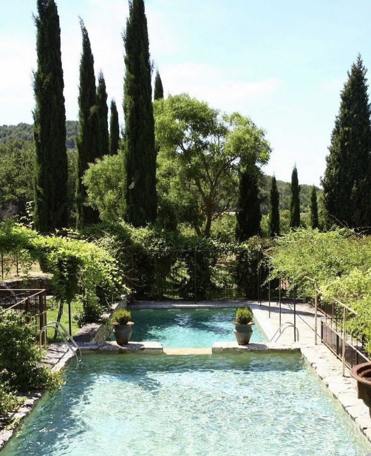 Travel | Weekday Wanderlust: À la Piscine en Provence