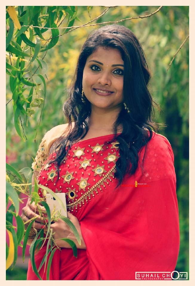 Malayalam serial actress kundi photos of flowers liciousnelo