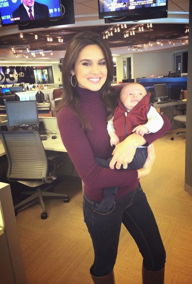 THE APPRECIATION OF NEWSWOMEN WEARING BOOTS BLOG: It's So Nice To Have Nicole Brewer Back At CBS