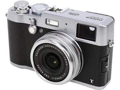 alt="camera,digital camera,technology,photography,photographer,high tech camera,Fujifilm X-T100"