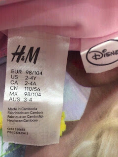 Bộ bơi Elsa cho công chúa nhỏ nhà mình ạ, hàng xuất xịn hiệu H&M, Made in cambodia.