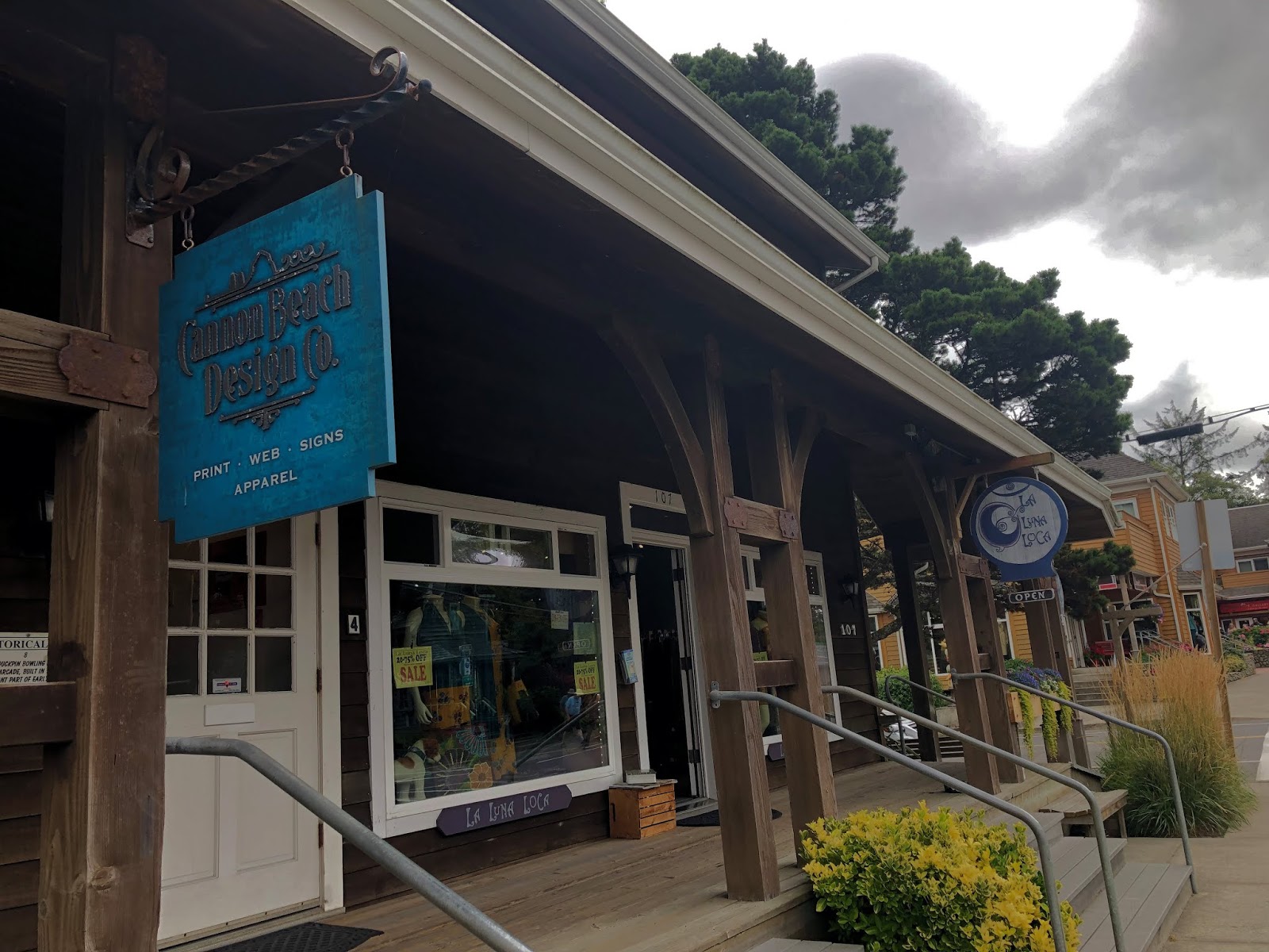 Over the Hill Sisters Cannon Beach & Tillamook Creamery (OR)