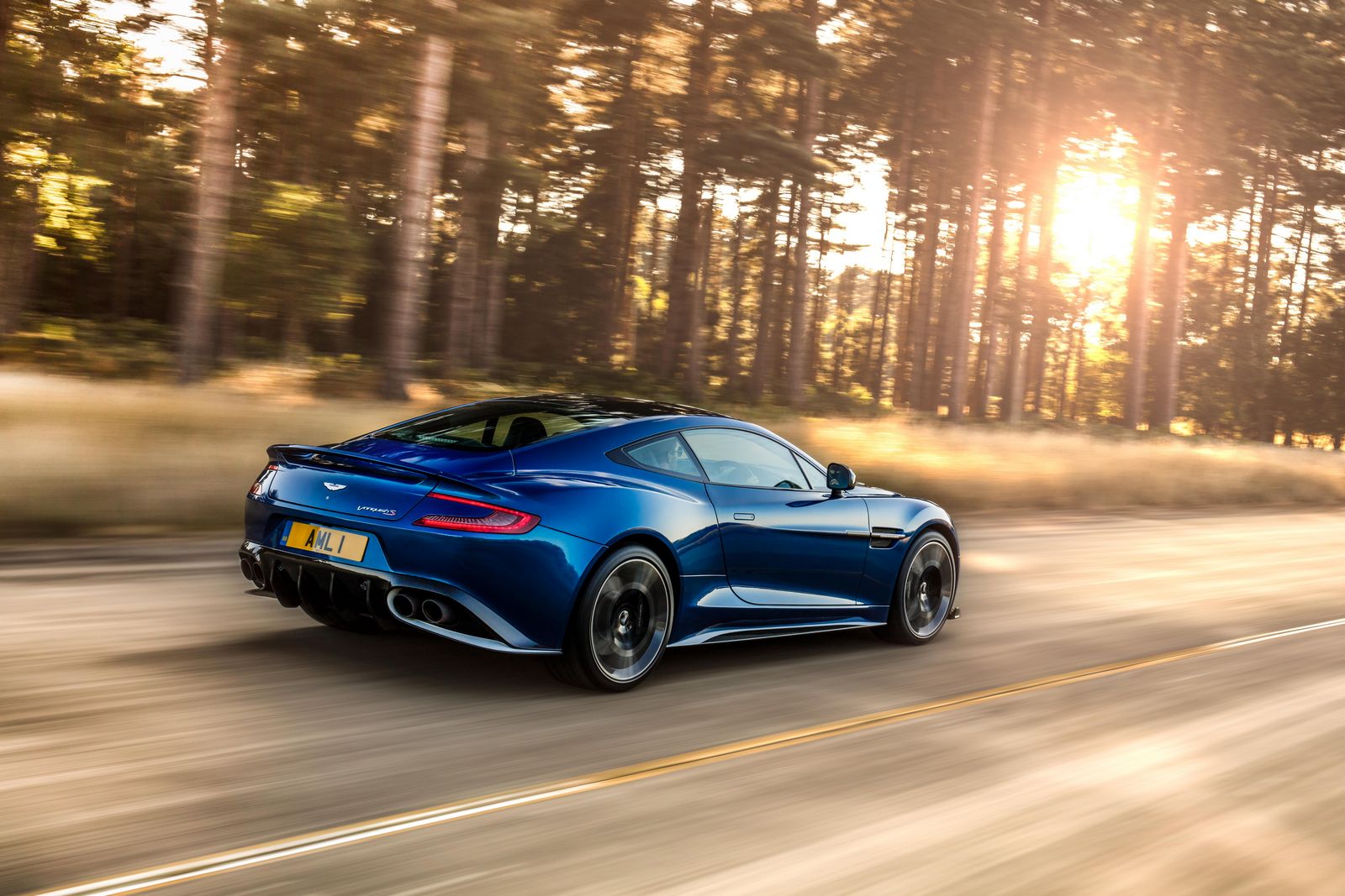 Vanquish+S+6.jpg