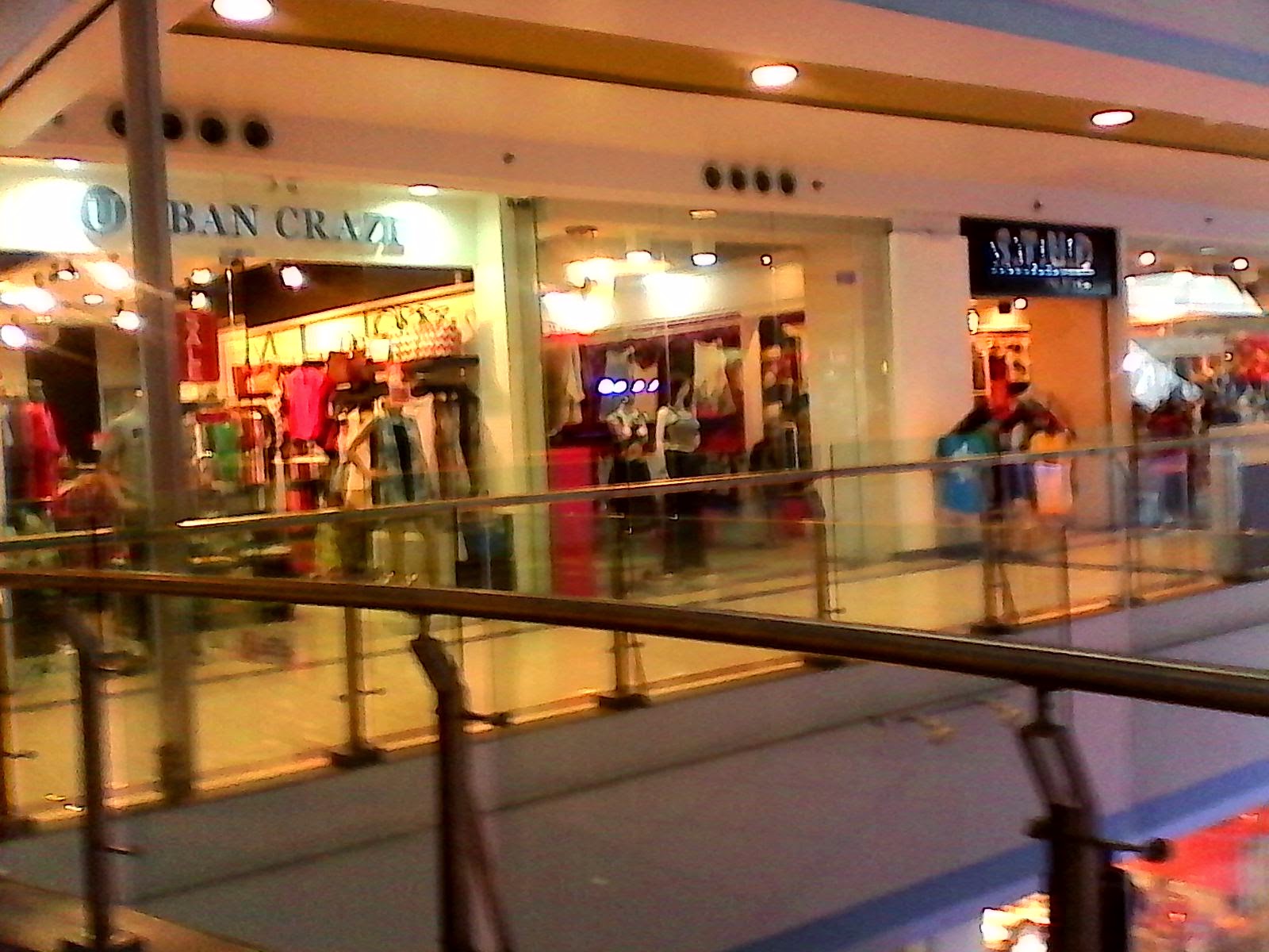 Must Be That Girl! J Centre Mall (Cebu)