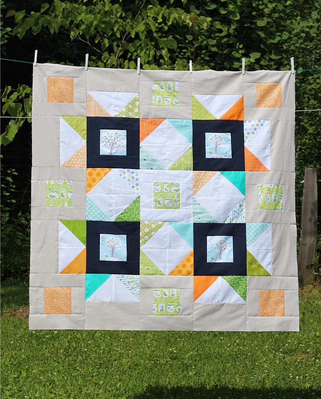 http://www.colorbarquilts.com/