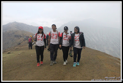 The Ants sibling Mengejar Blue Fire Di Kawah Ijen, Surabaya