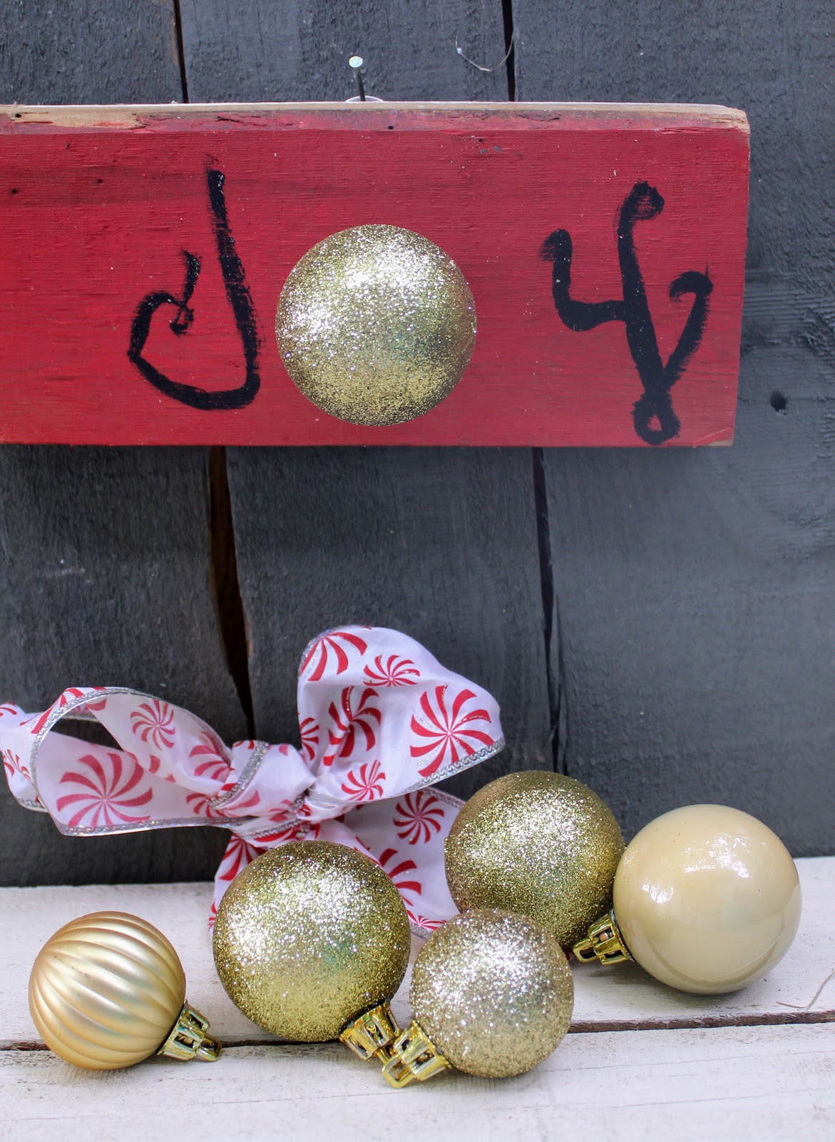 Sweet Silly Sara Reclaimed Farmhouse Joy Sign