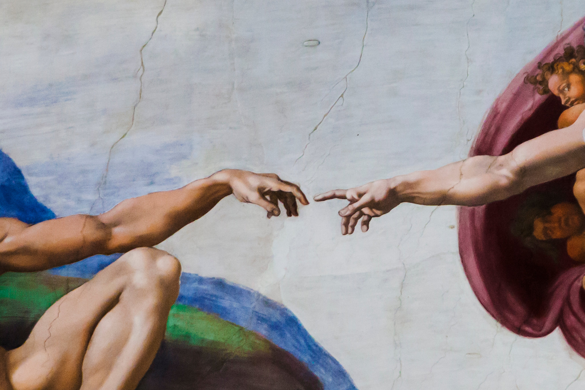 Человек соприкасается с искусством с самого рождения. Микеланджело Буонарроти Сотворение Адама. Сотворение Адама картина Микеланджело. Микеланджело Буонарроти, «Сотворение Адама» (1511-1512).