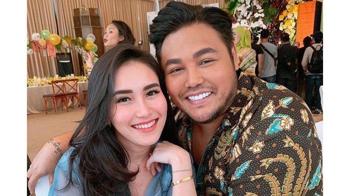 Ayu Ting Ting Akan Dilamar Ivan Gunawan Habis Lebaran Ayu Ting Ting Akan Dilamar Ivan Gunawan Habis Lebaran