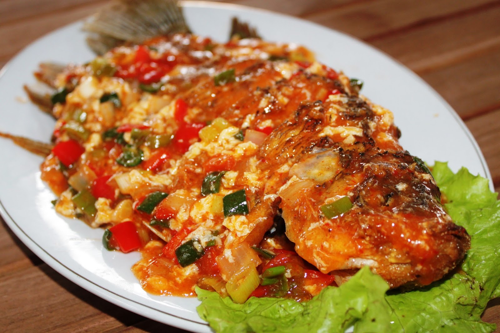 Resep dan Cara Membuat Ikan Gurame Saus Asam Manis Lengkap Beserta Cara