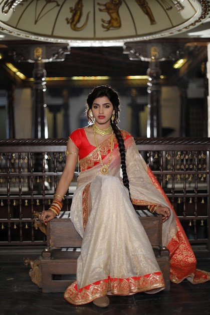 Actress Sai Dhansika Latest Cute Pics In Saree - South Indian Actress Navel Queens