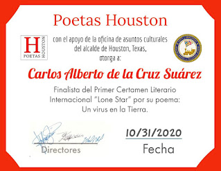 Poetas Houston reconocen a Carlos de la Cruz Suárez