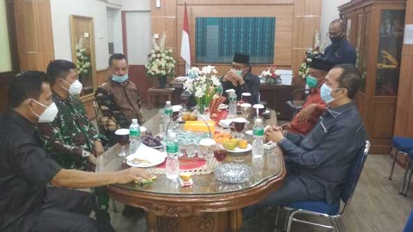 Ketua DPRD Padang Terima Kunjungan Danlantamal II Teluk Bayur