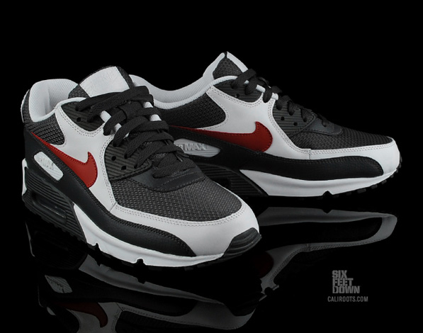 roundhouse kicks: Nike Air Max 90 - Dark Shawdow/Black/White