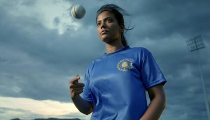 Unnai Vittal Unnai Vella Lyrics From Kanaa Tamil Movie unnai vittal unnai vella lyrics from