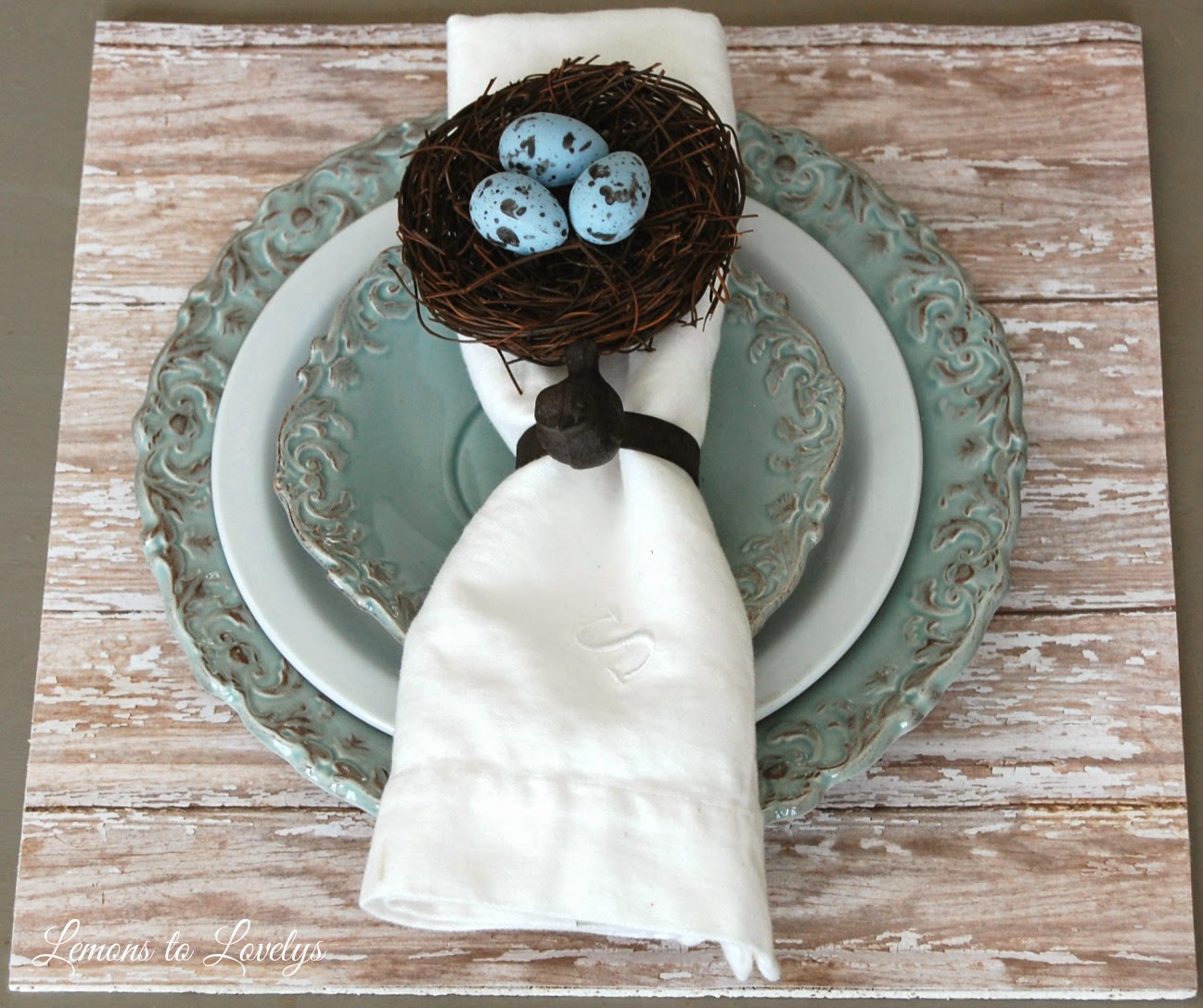 Lemons to Lovelys Easter Table Setting and some DIY Placemats