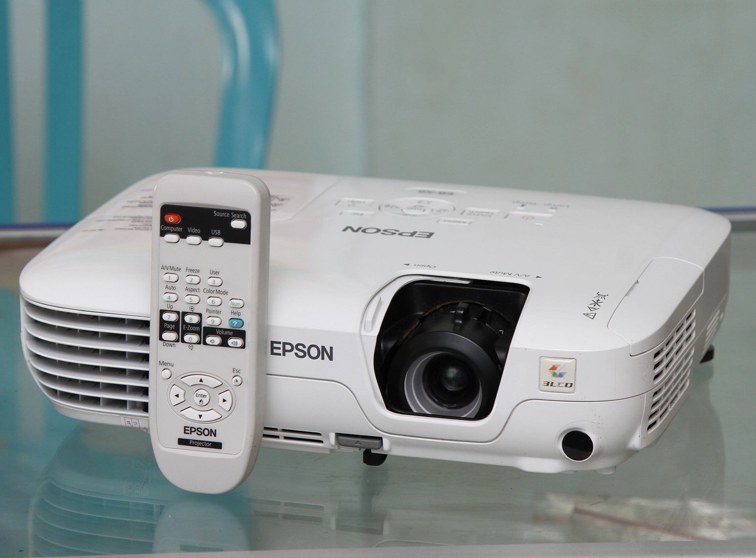 Jual Proyektor Epson EBX9 Bekas Jual Beli Laptop Second dan Kamera