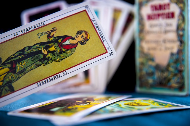 How to Phrase Your Question in a Tarot Reading