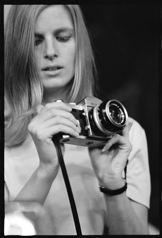 PAUL ON THE RUN Exhibition displays the many sides of Linda McCartney